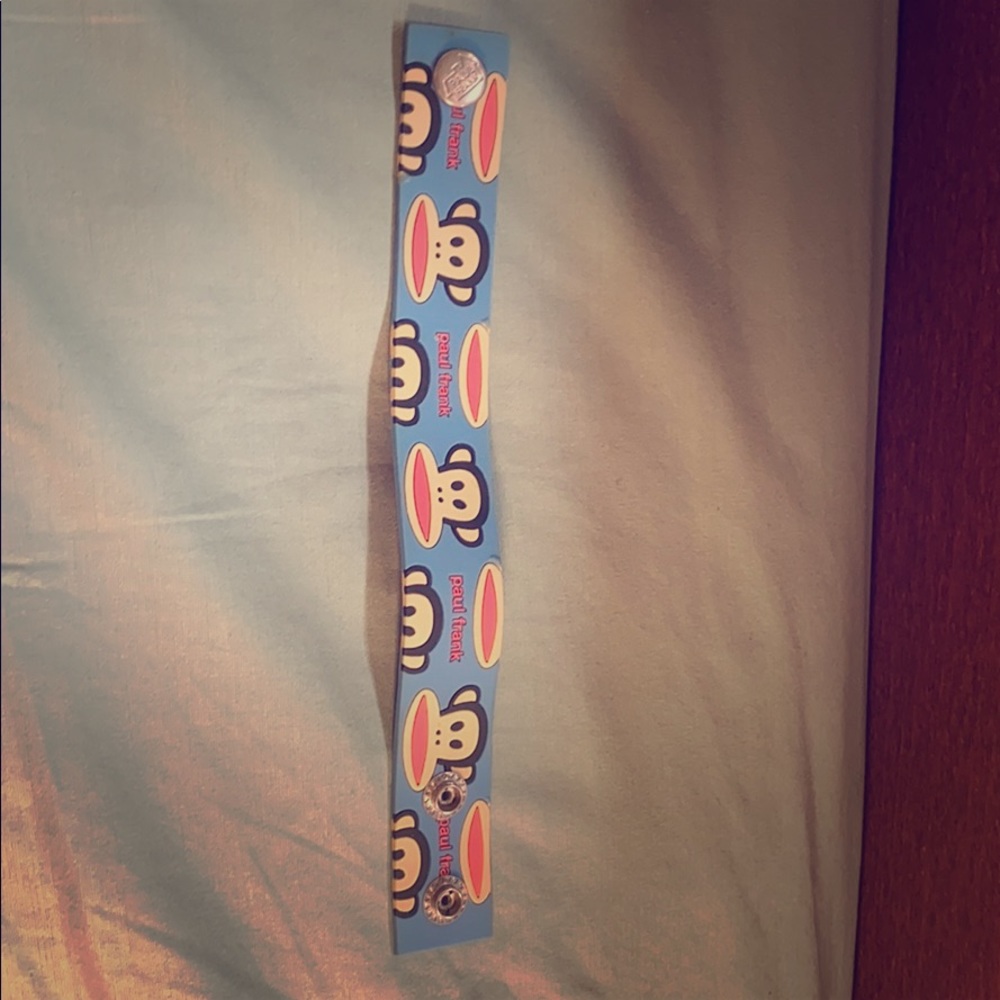 🙈Paul frank Julius blue logo bracelet!!
